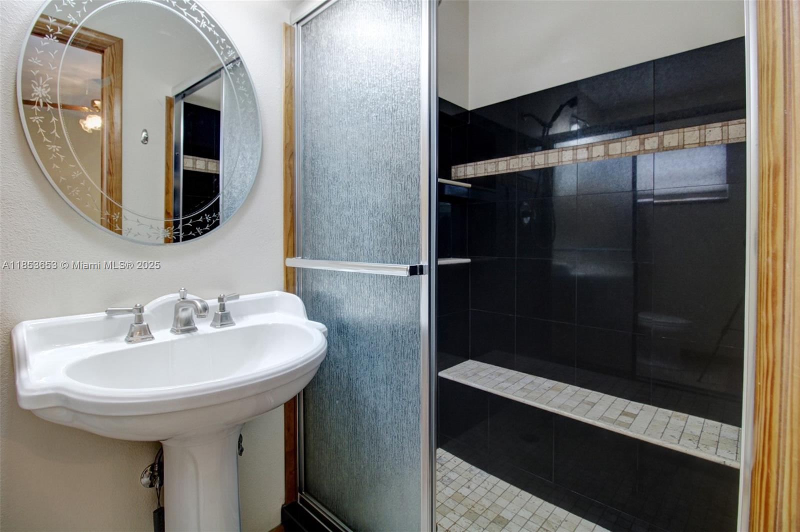 S CORAL HOMES SEC 3 - Residential