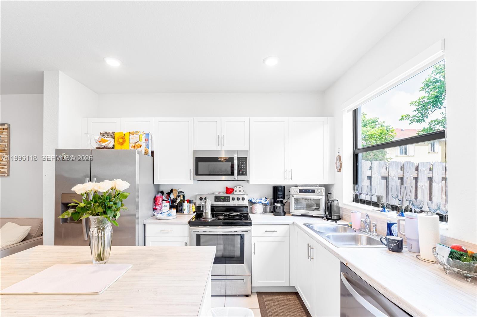 VIA VENTURA NEIGHBORHOOD - Residential