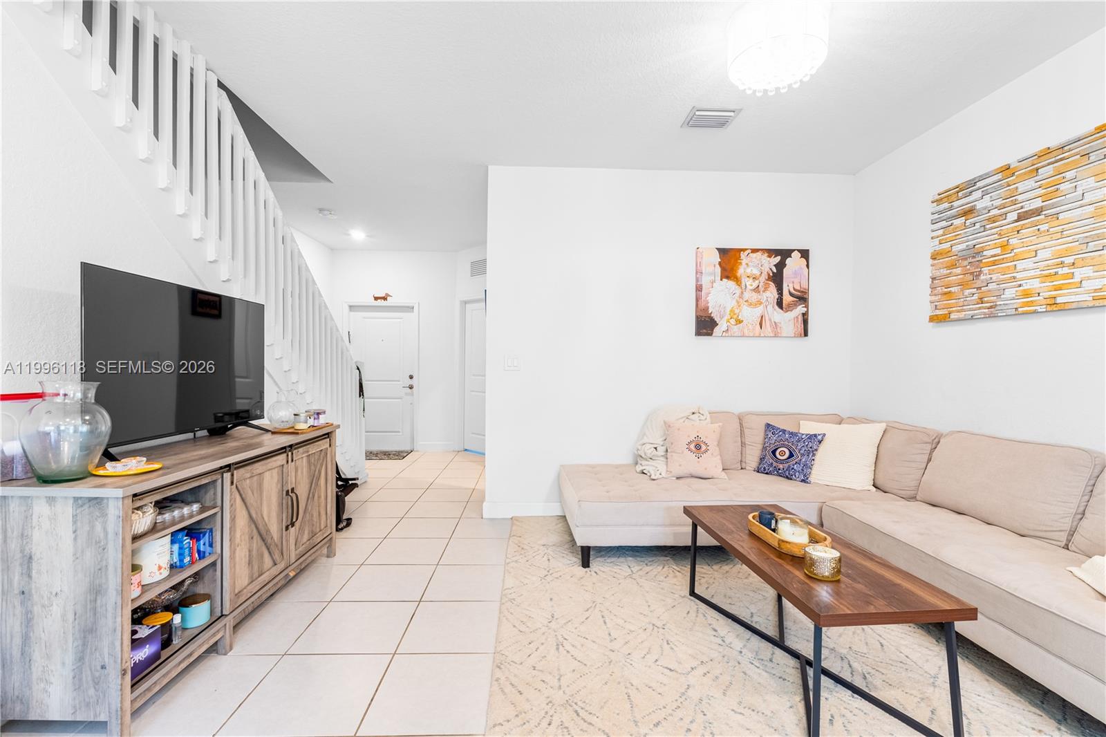 VIA VENTURA NEIGHBORHOOD - Residential