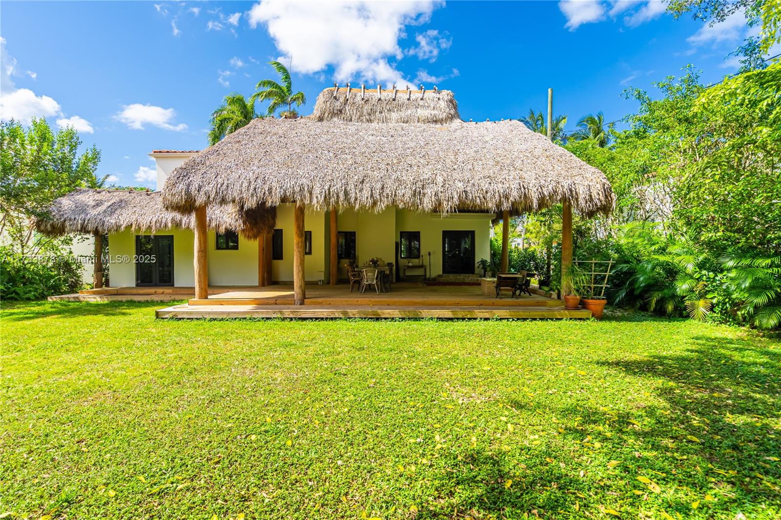 BAYSHORE PLAZA - Residential