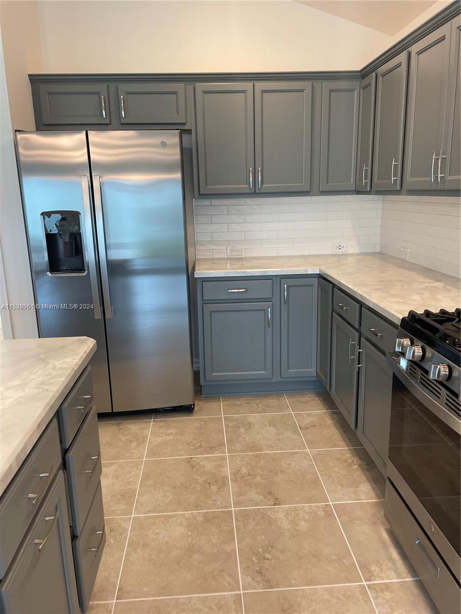 THE VILLAGES - ST. JOHNS - Residential Lease