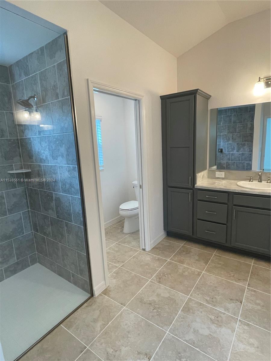 THE VILLAGES - ST. JOHNS - Residential Lease
