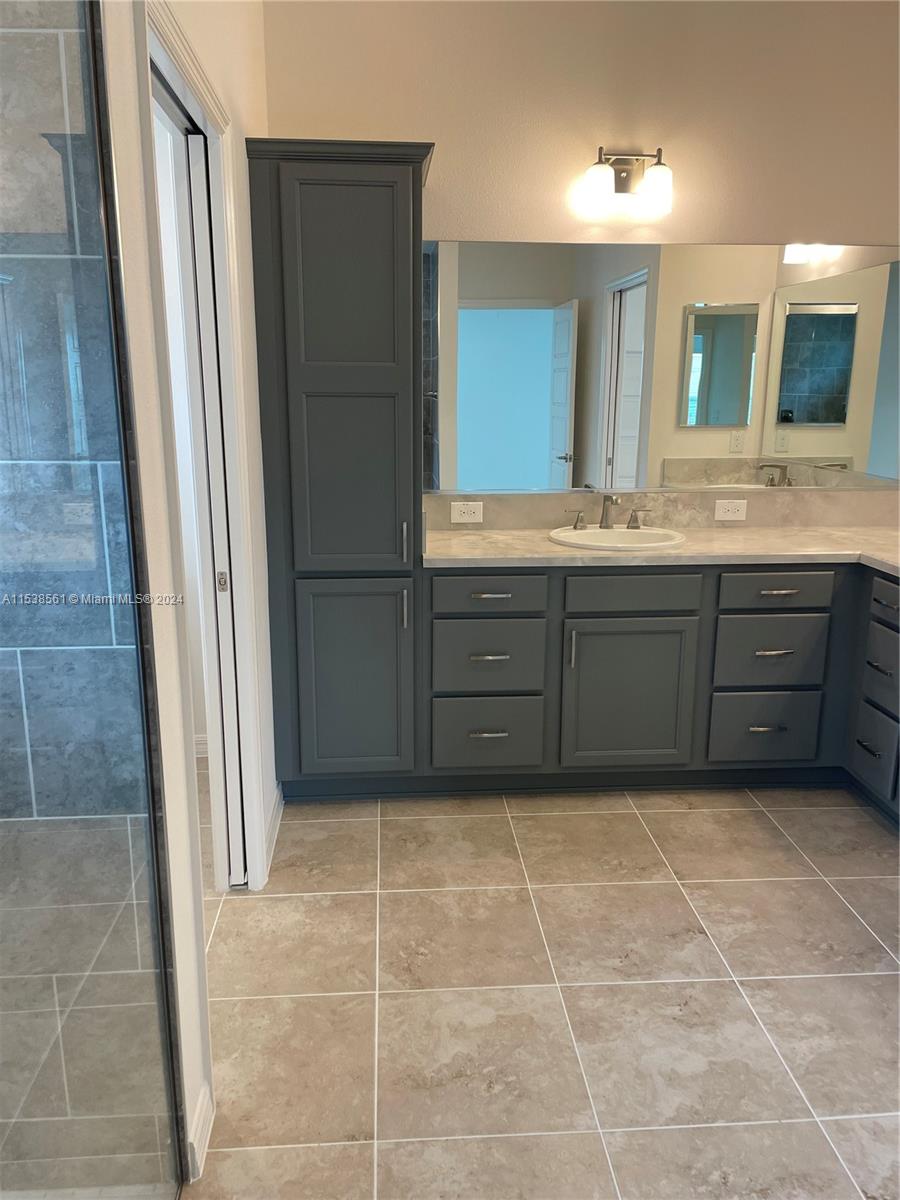 THE VILLAGES - ST. JOHNS - Residential Lease