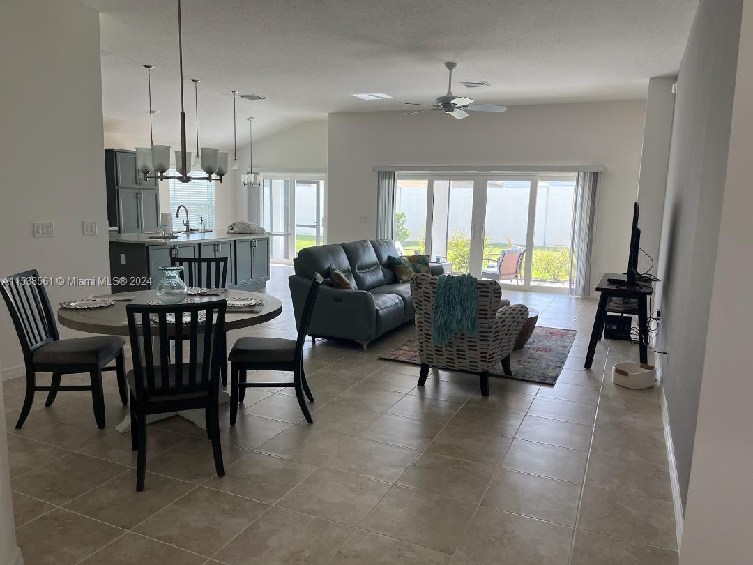 THE VILLAGES - ST. JOHNS - Residential Lease