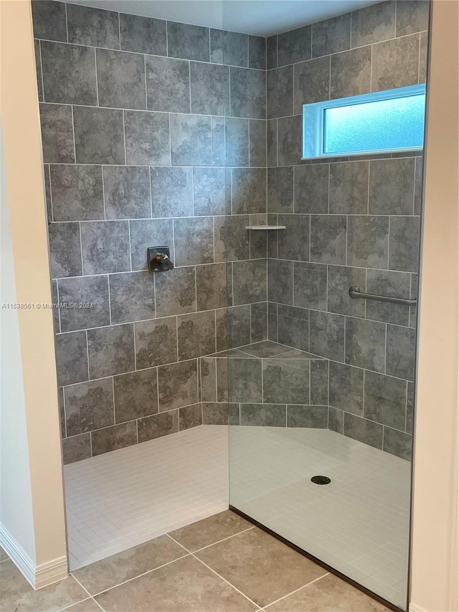 THE VILLAGES - ST. JOHNS - Residential Lease
