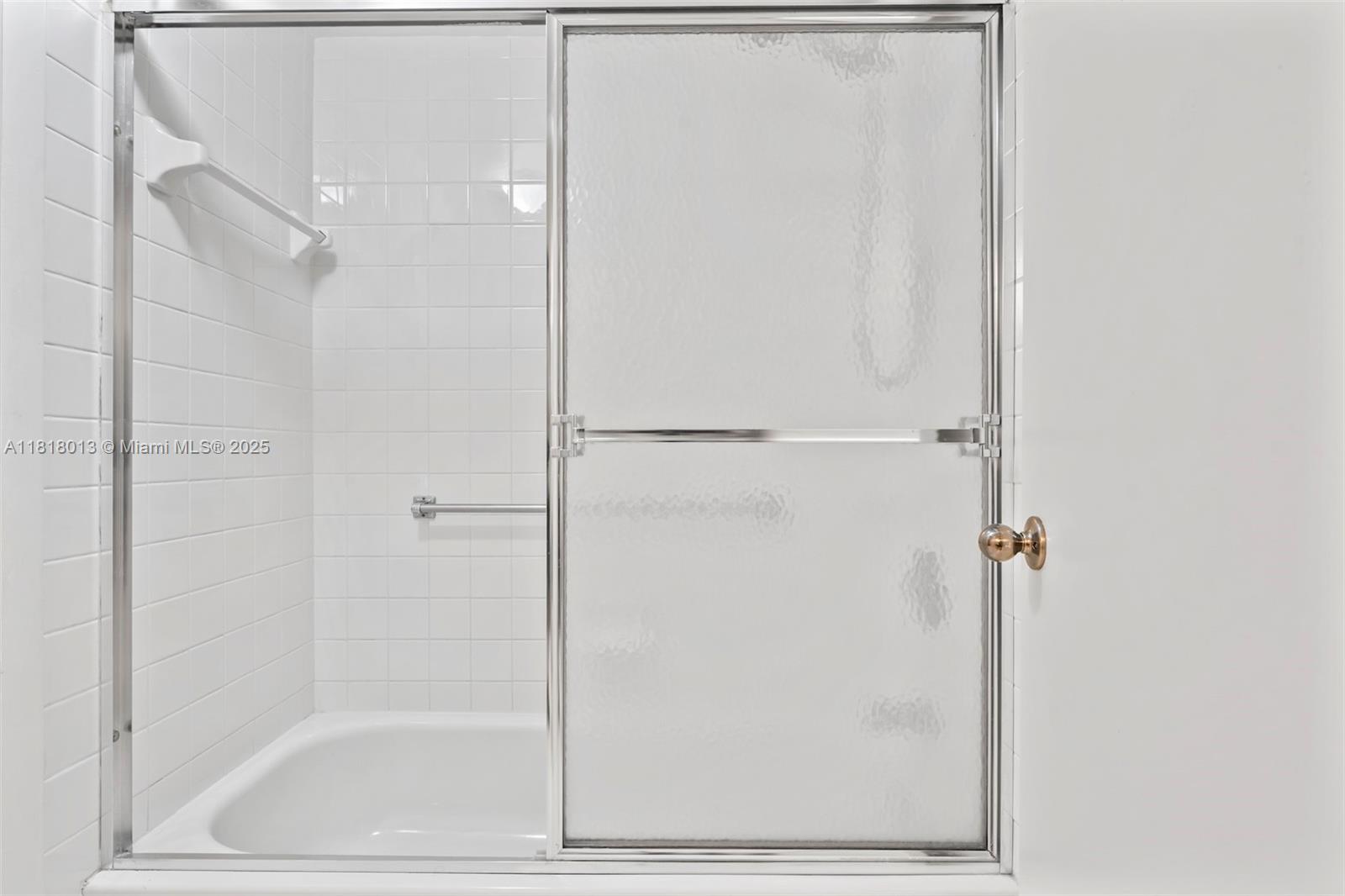 WELDON CONDOMINIUM G - Residential