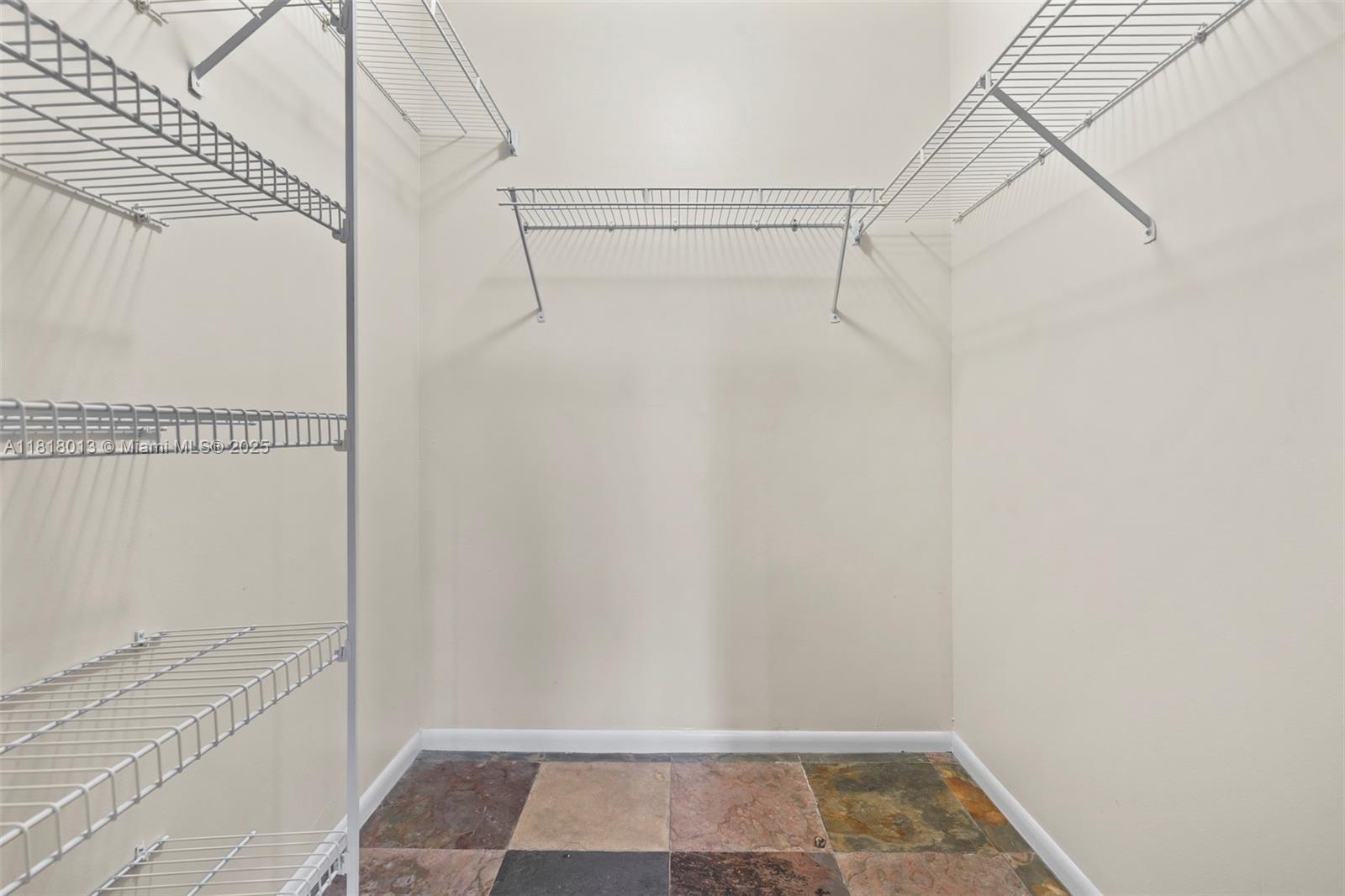 WELDON CONDOMINIUM G - Residential