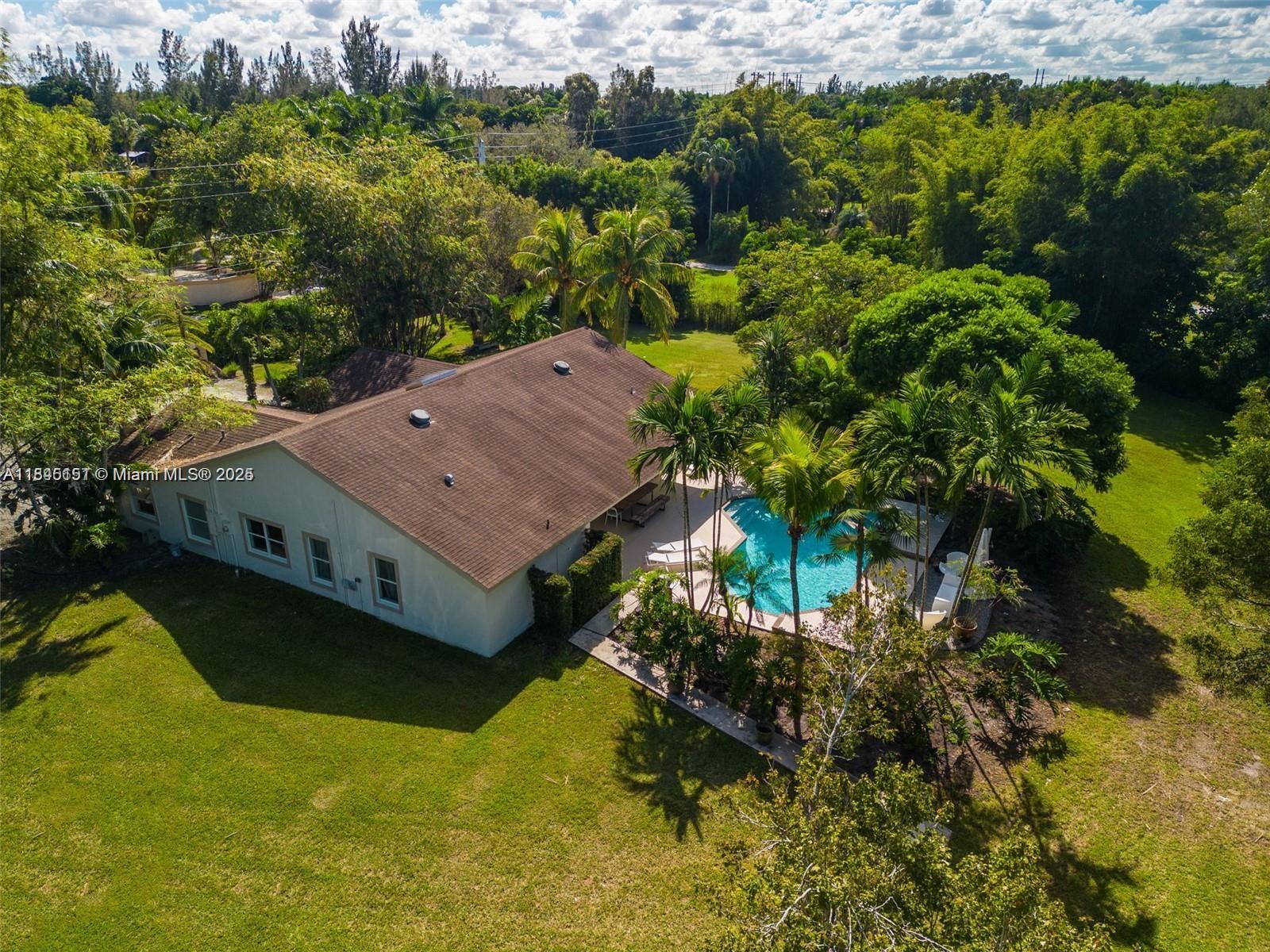 JONEL TERRACE 6 - Residential Lease