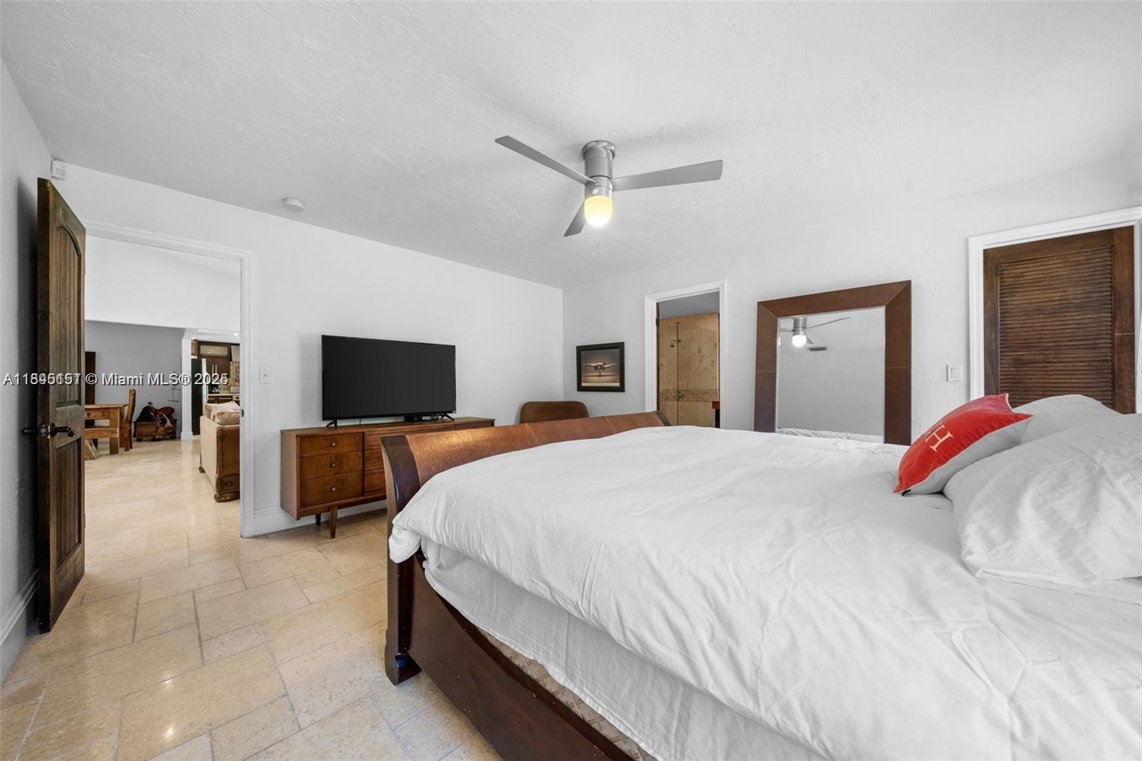 JONEL TERRACE 6 - Residential Lease