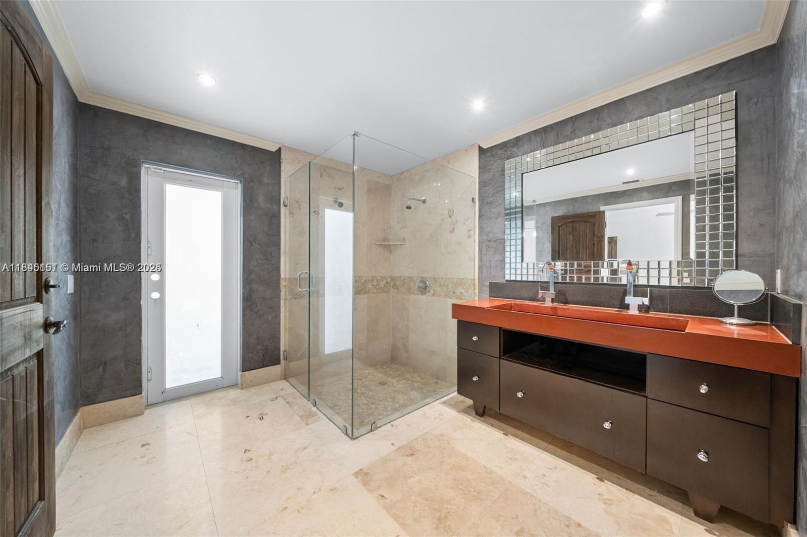 JONEL TERRACE 6 - Residential Lease