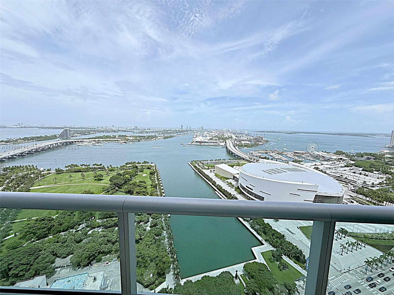 900 BISCAYNE BAY CONDO - Residential
