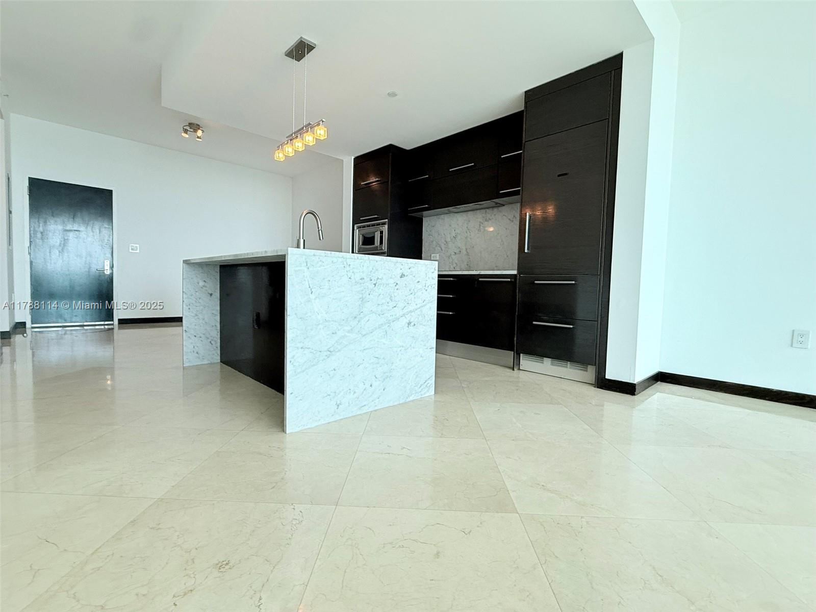 900 BISCAYNE BAY CONDO - Residential