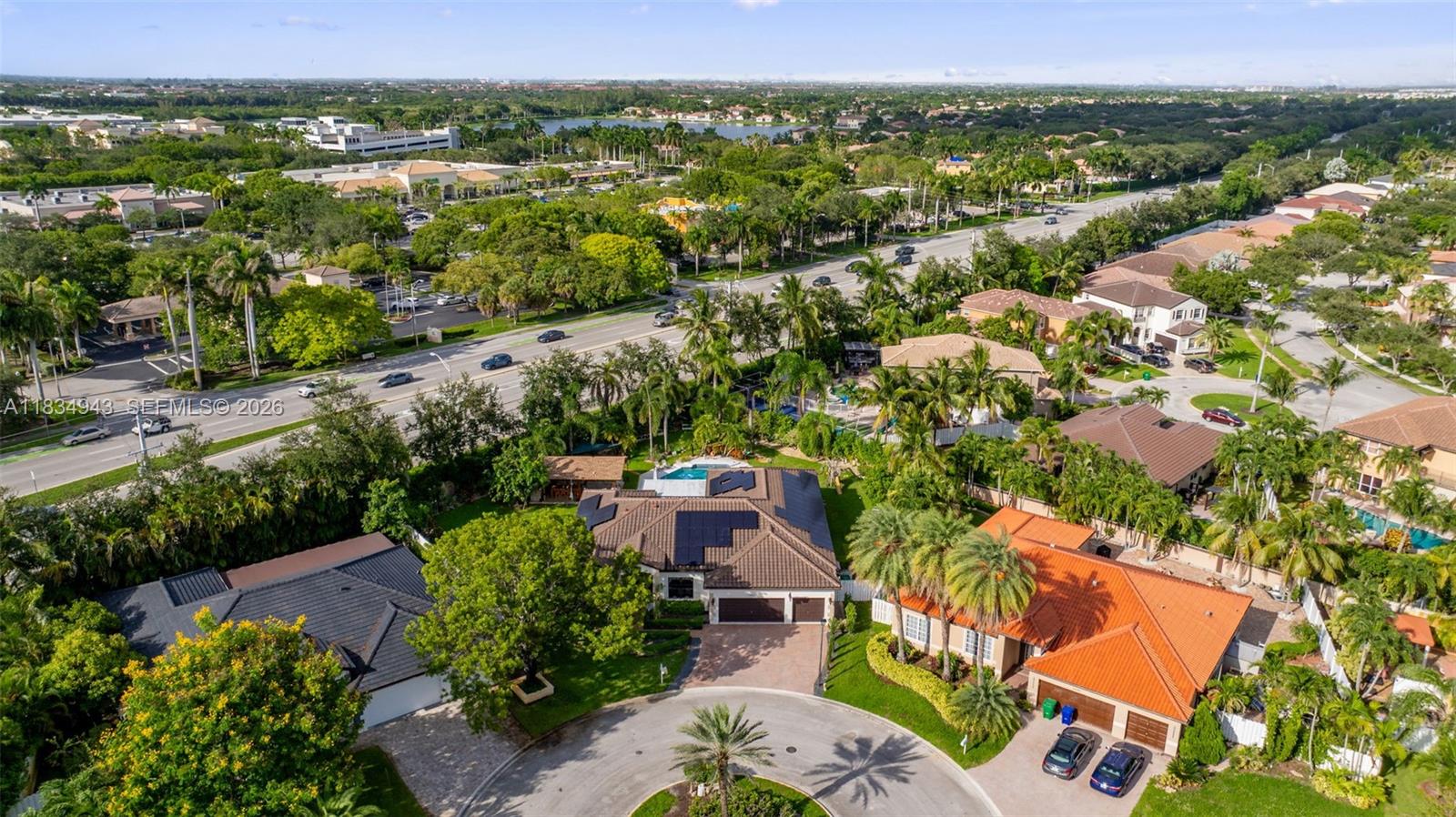 WINDSOR PALMS - Residential