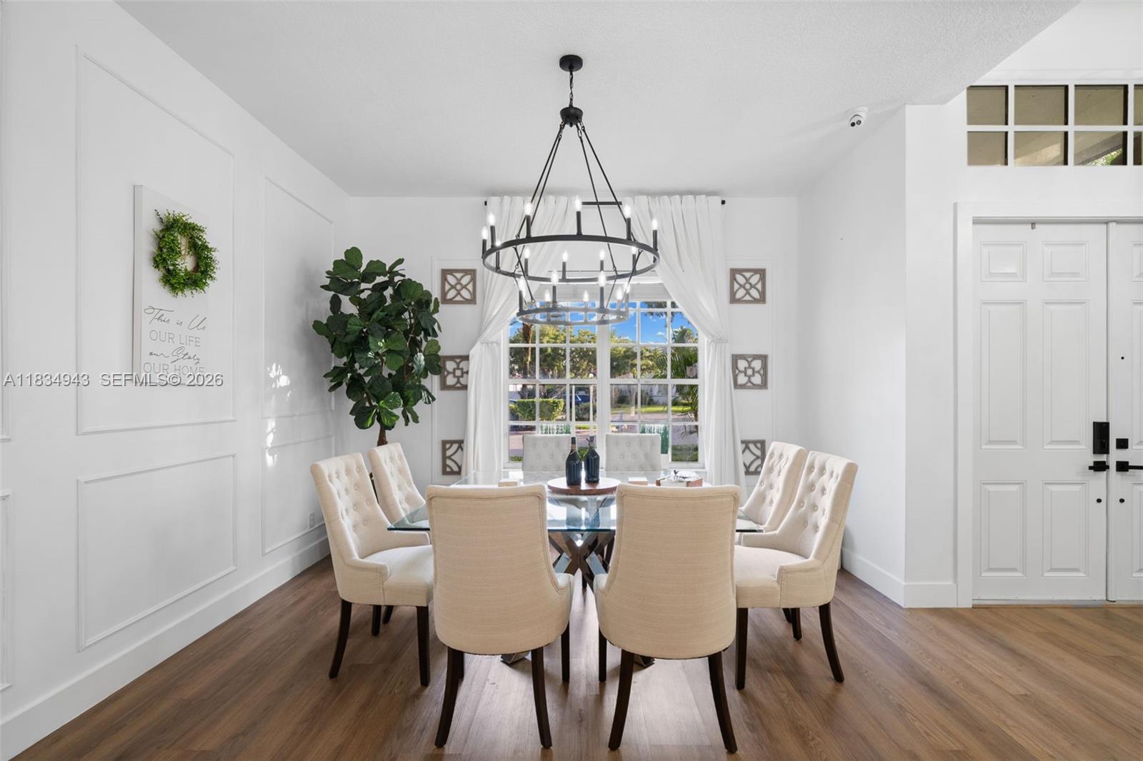 WINDSOR PALMS - Residential