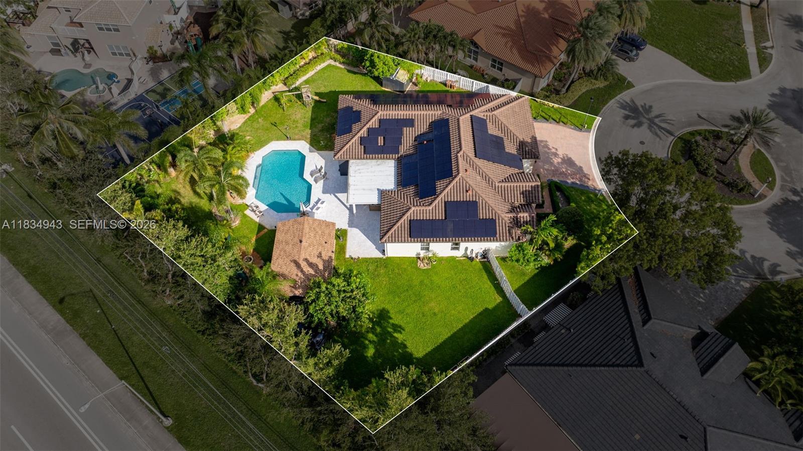 WINDSOR PALMS - Residential