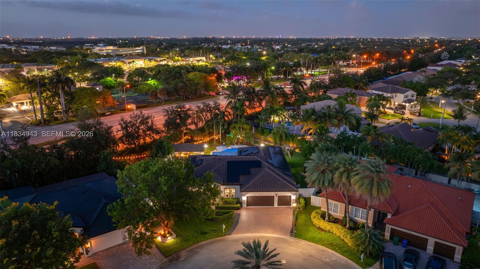 WINDSOR PALMS - Residential