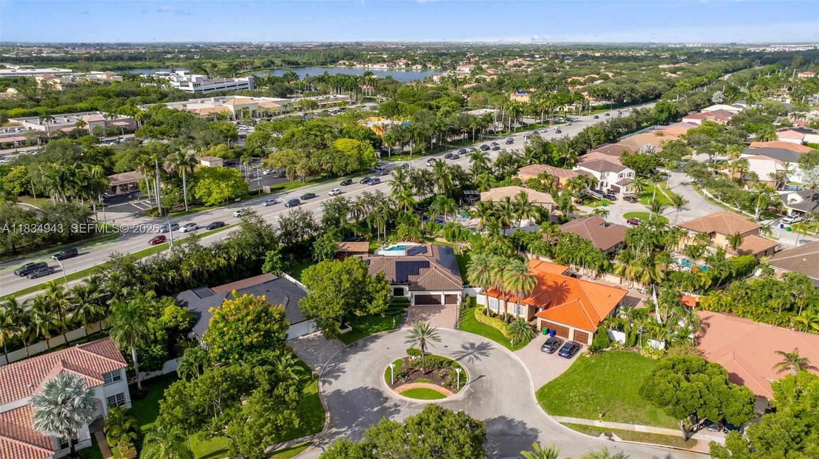 WINDSOR PALMS - Residential