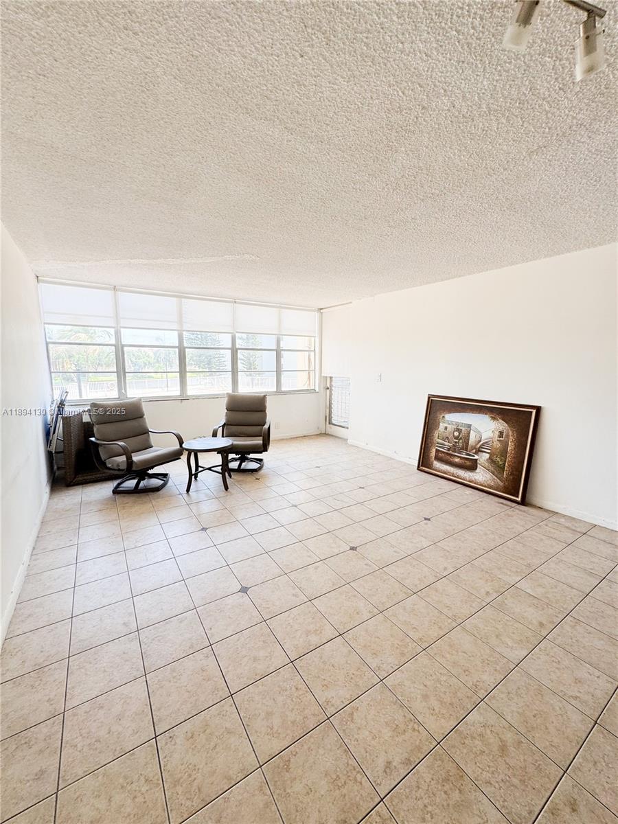 CRESTVIEW TOWERS CONDO - Residential