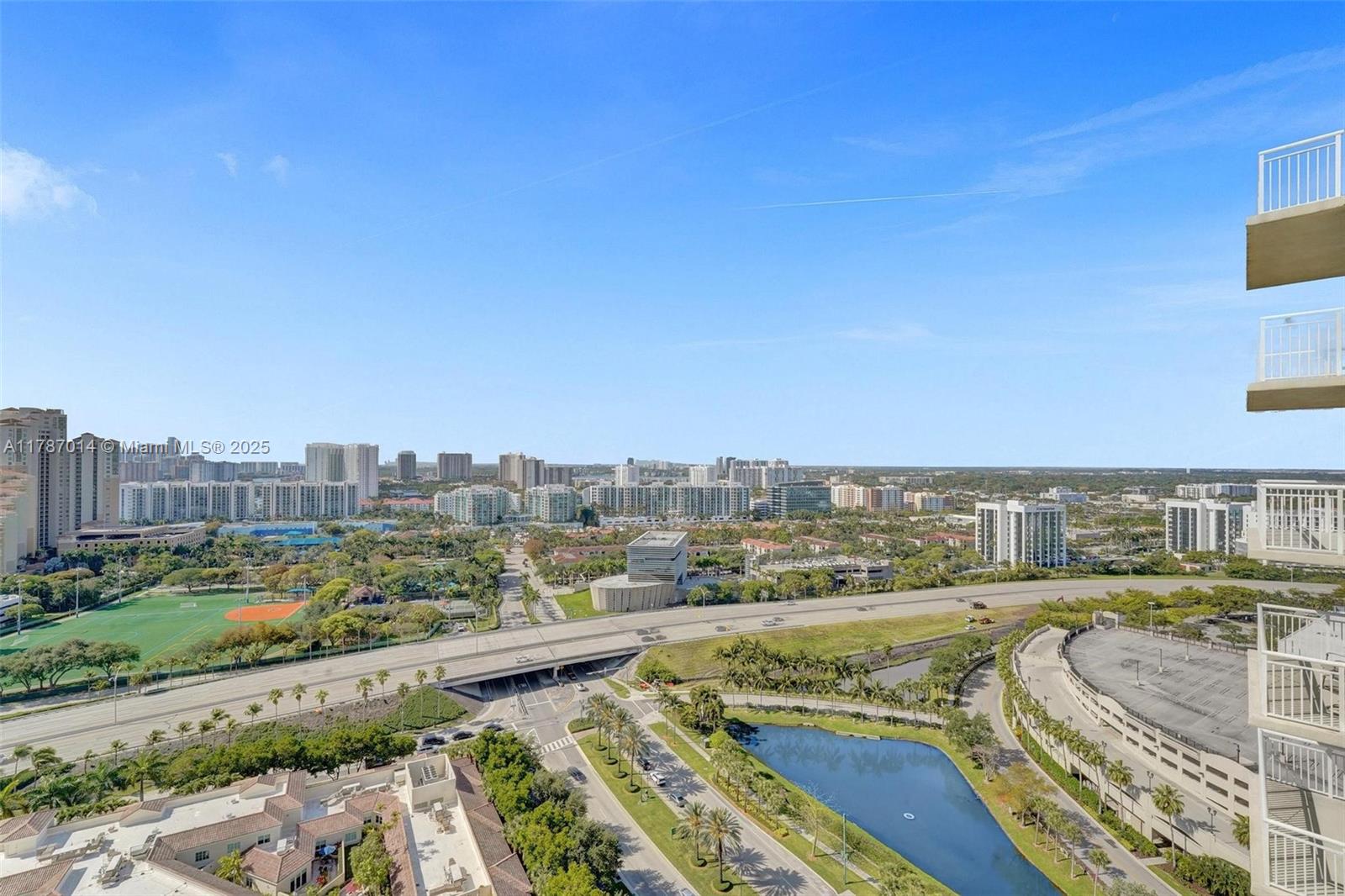 TURNBERRY ON THE GREEN CO - Residential