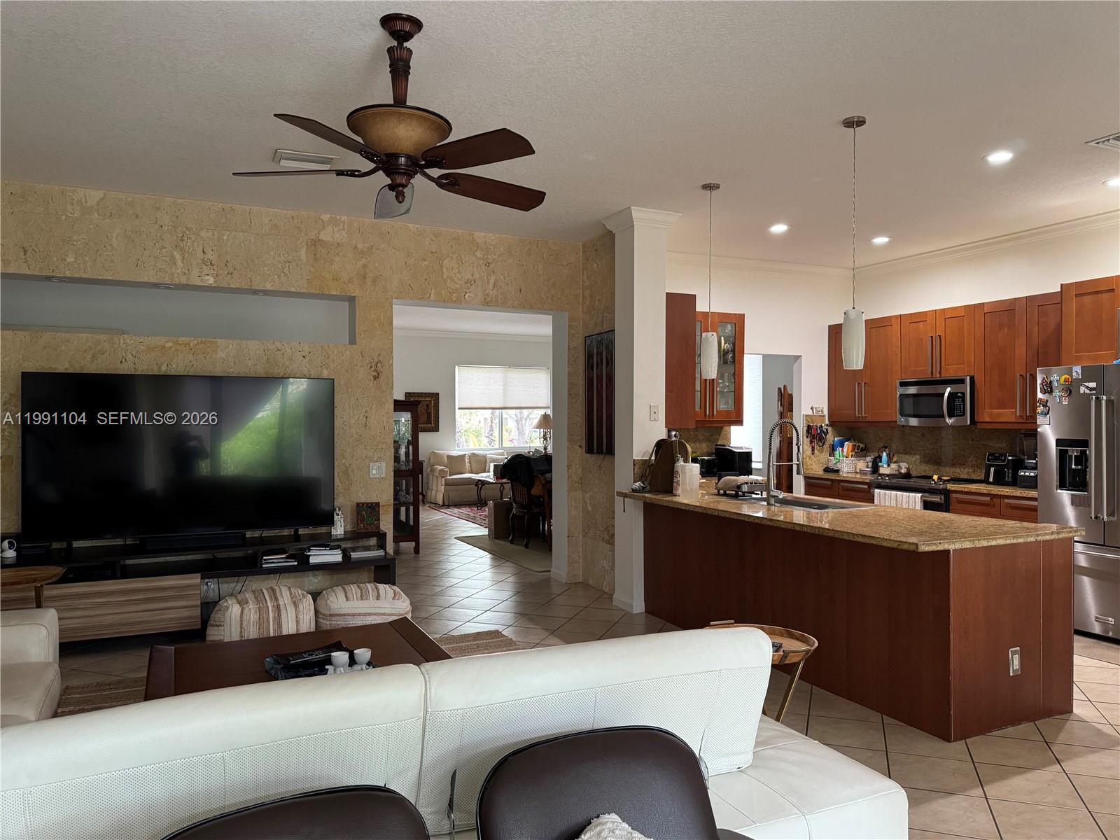 SECTOR 2-PARCELS 9 & 10 - Residential Lease