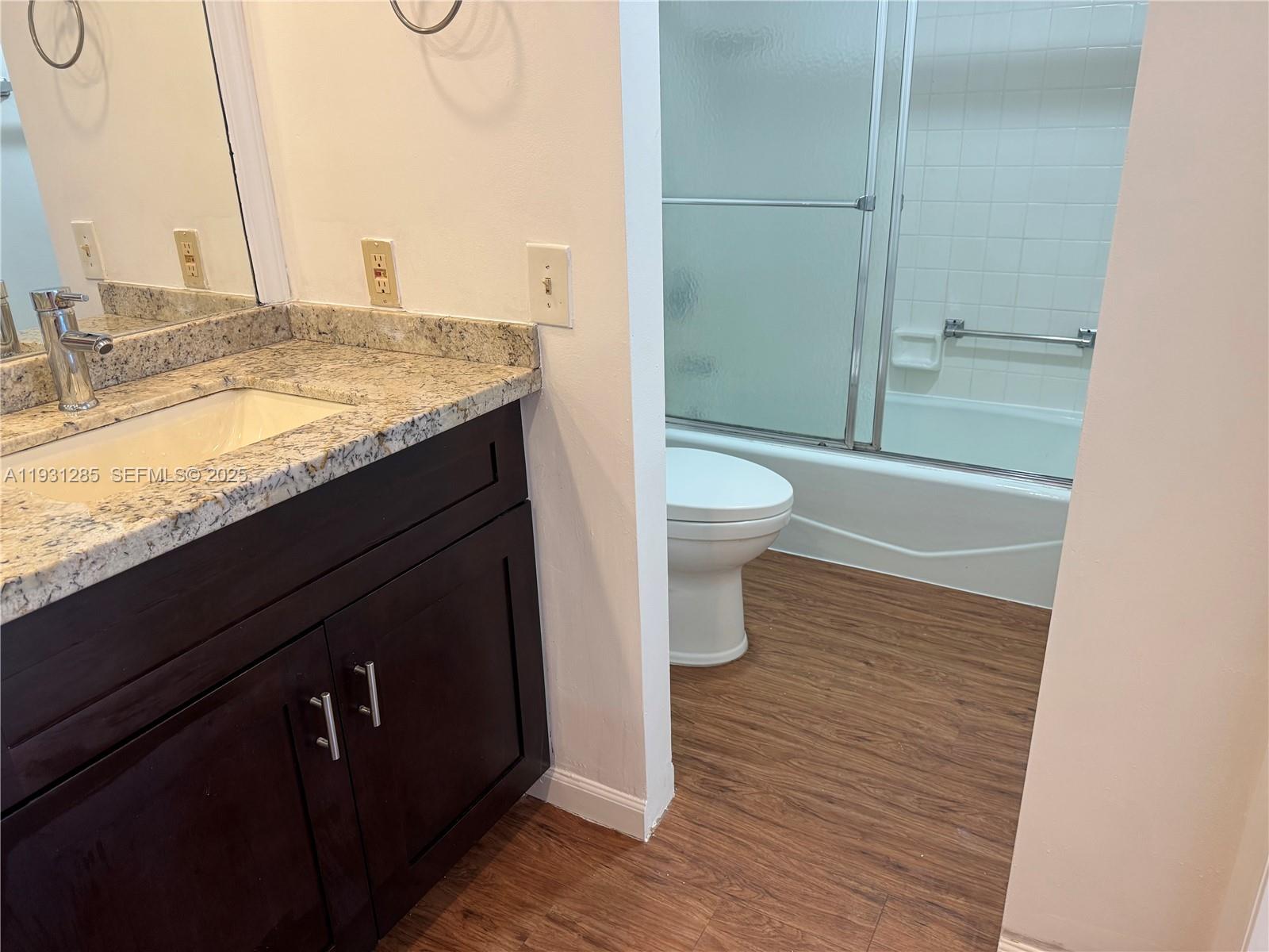 NO 105 PALM-AIRE COUNTRY - Residential Lease