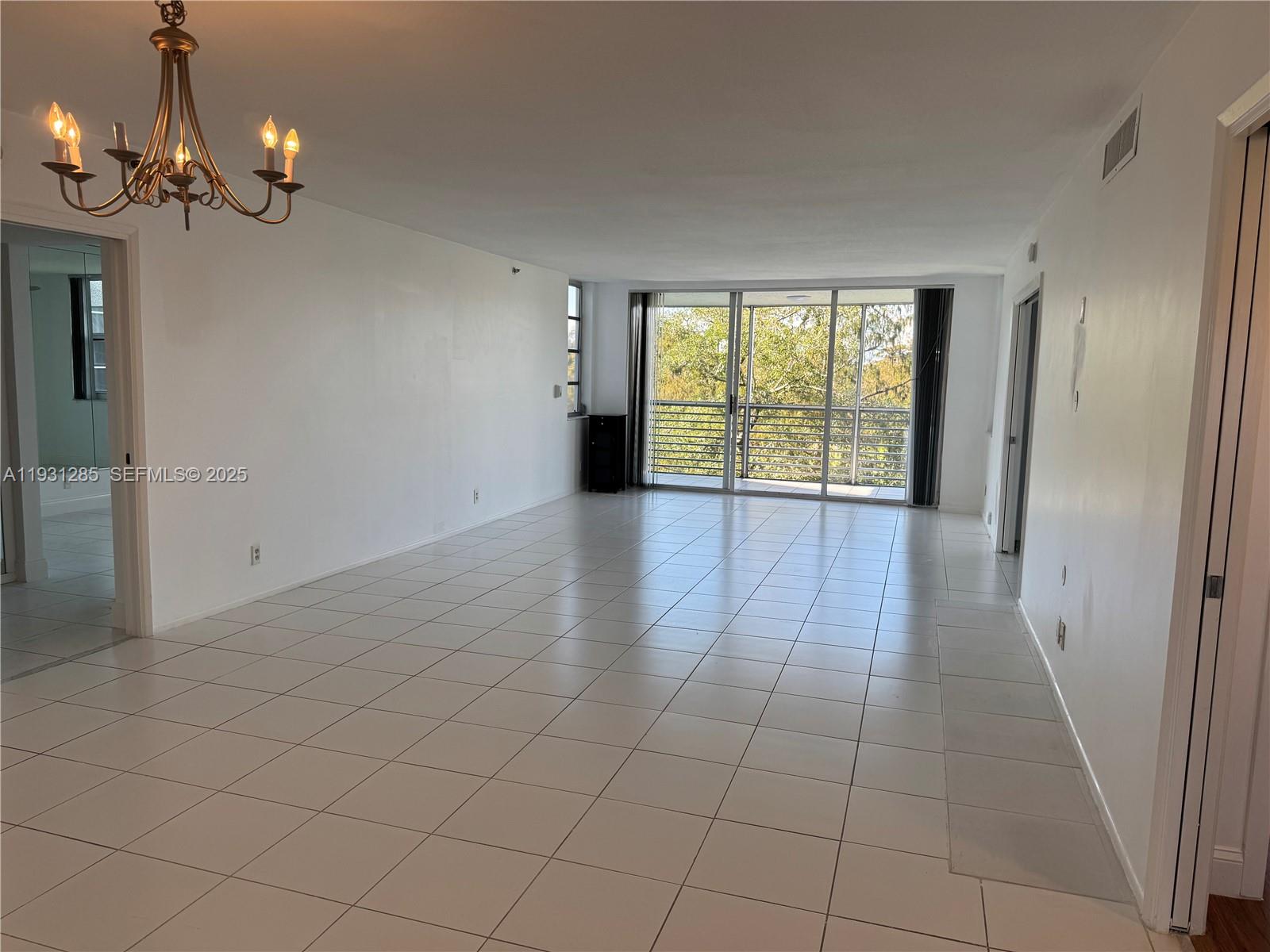 NO 105 PALM-AIRE COUNTRY - Residential Lease