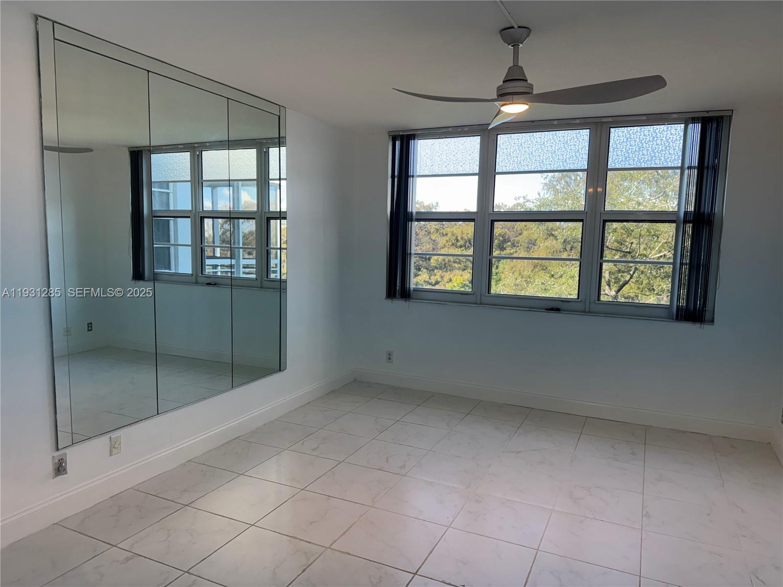 NO 105 PALM-AIRE COUNTRY - Residential Lease