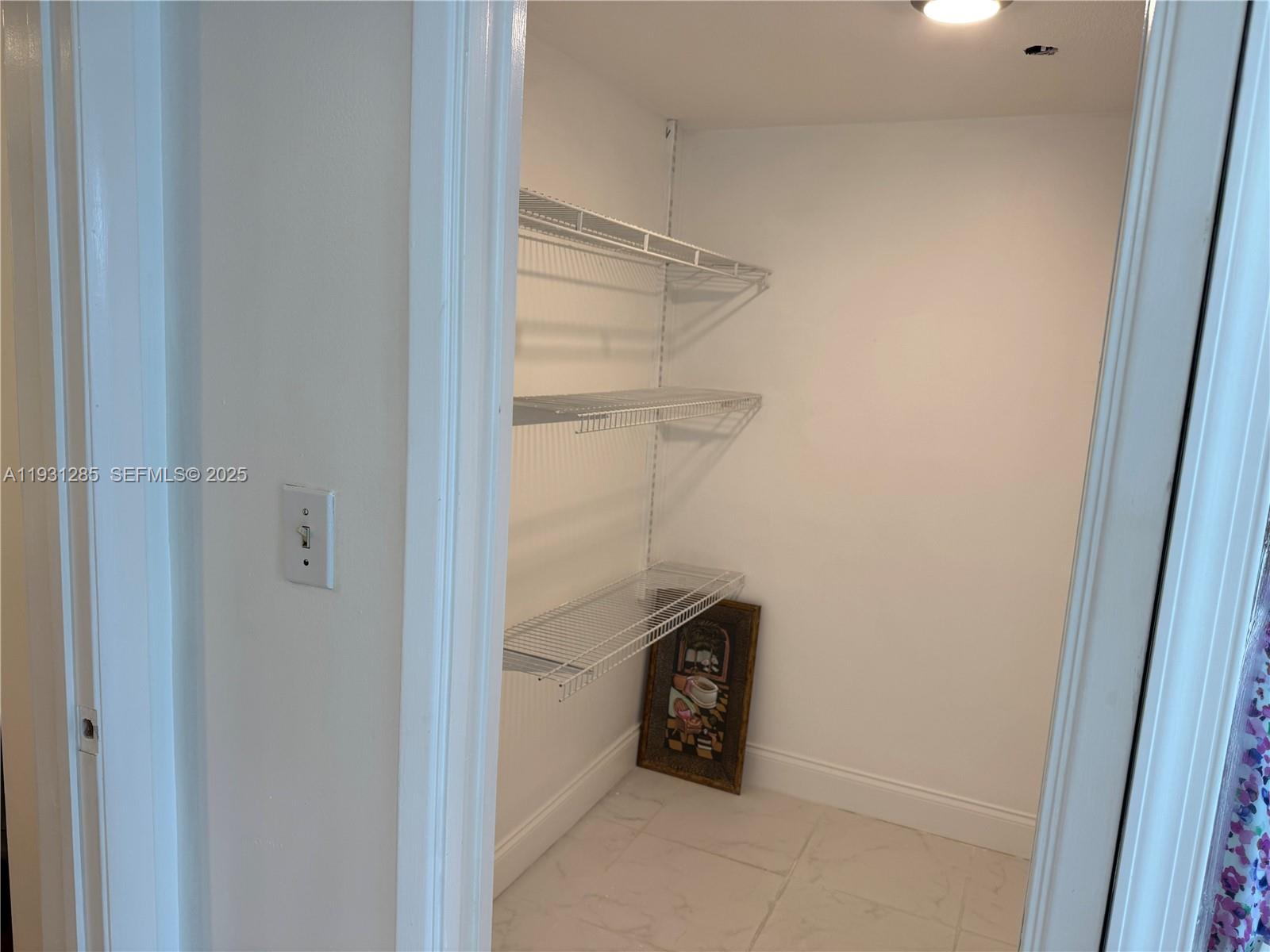 NO 105 PALM-AIRE COUNTRY - Residential Lease