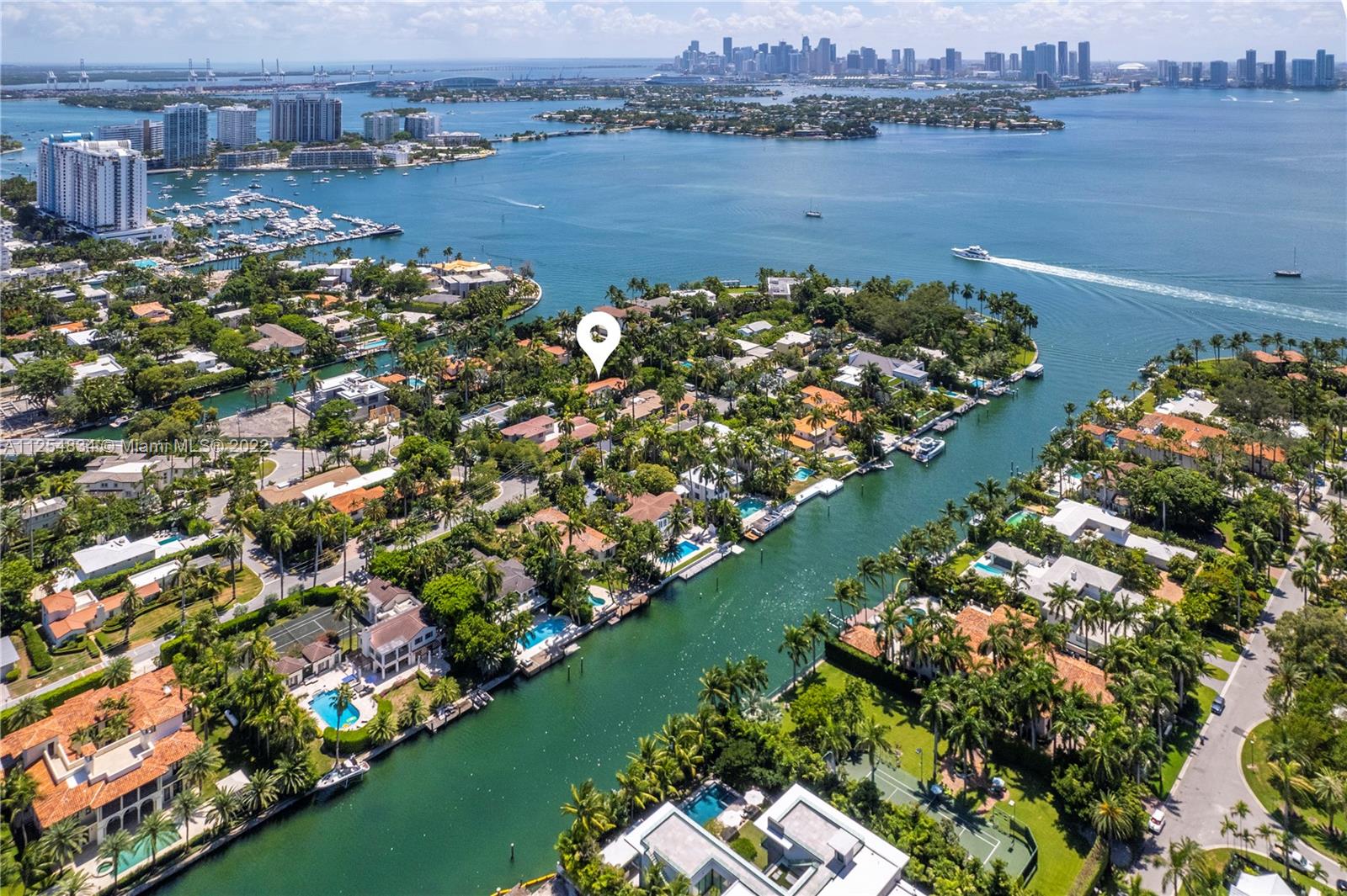 SUNSET ISLANDS-ISLAND NO - Residential