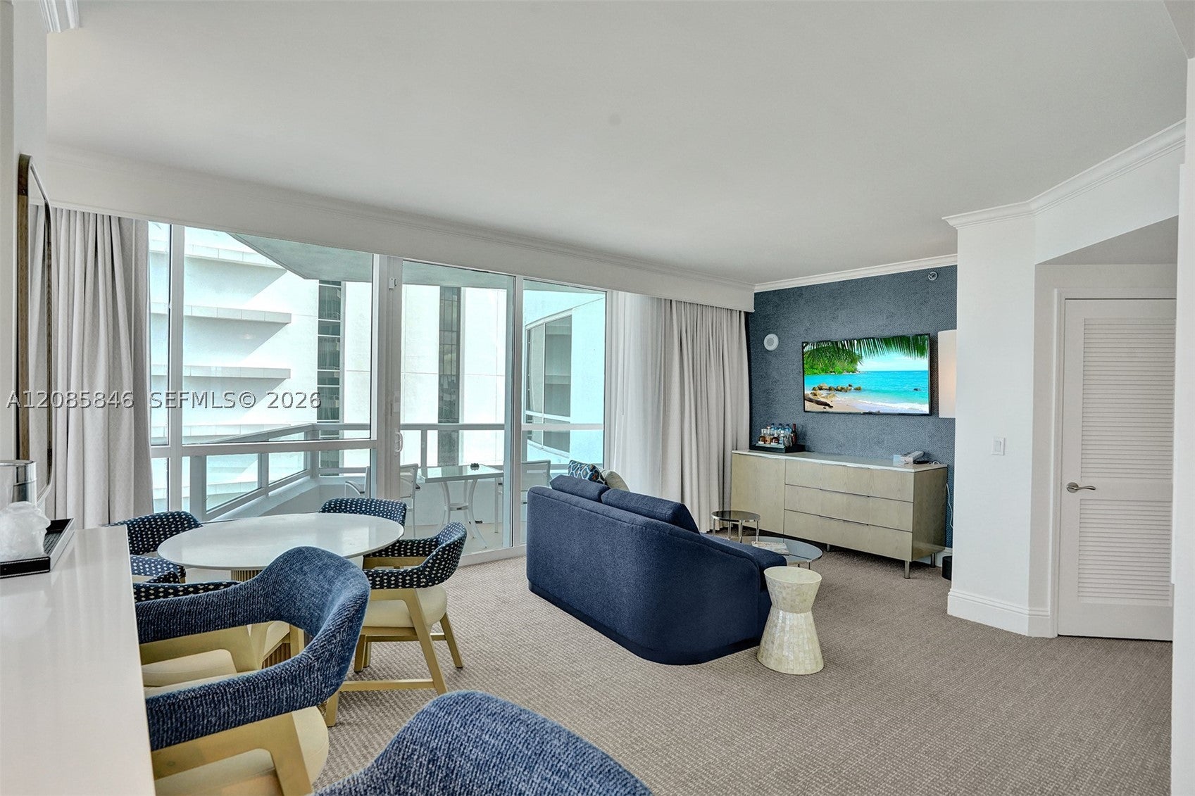 4401 Collins Ave 1503