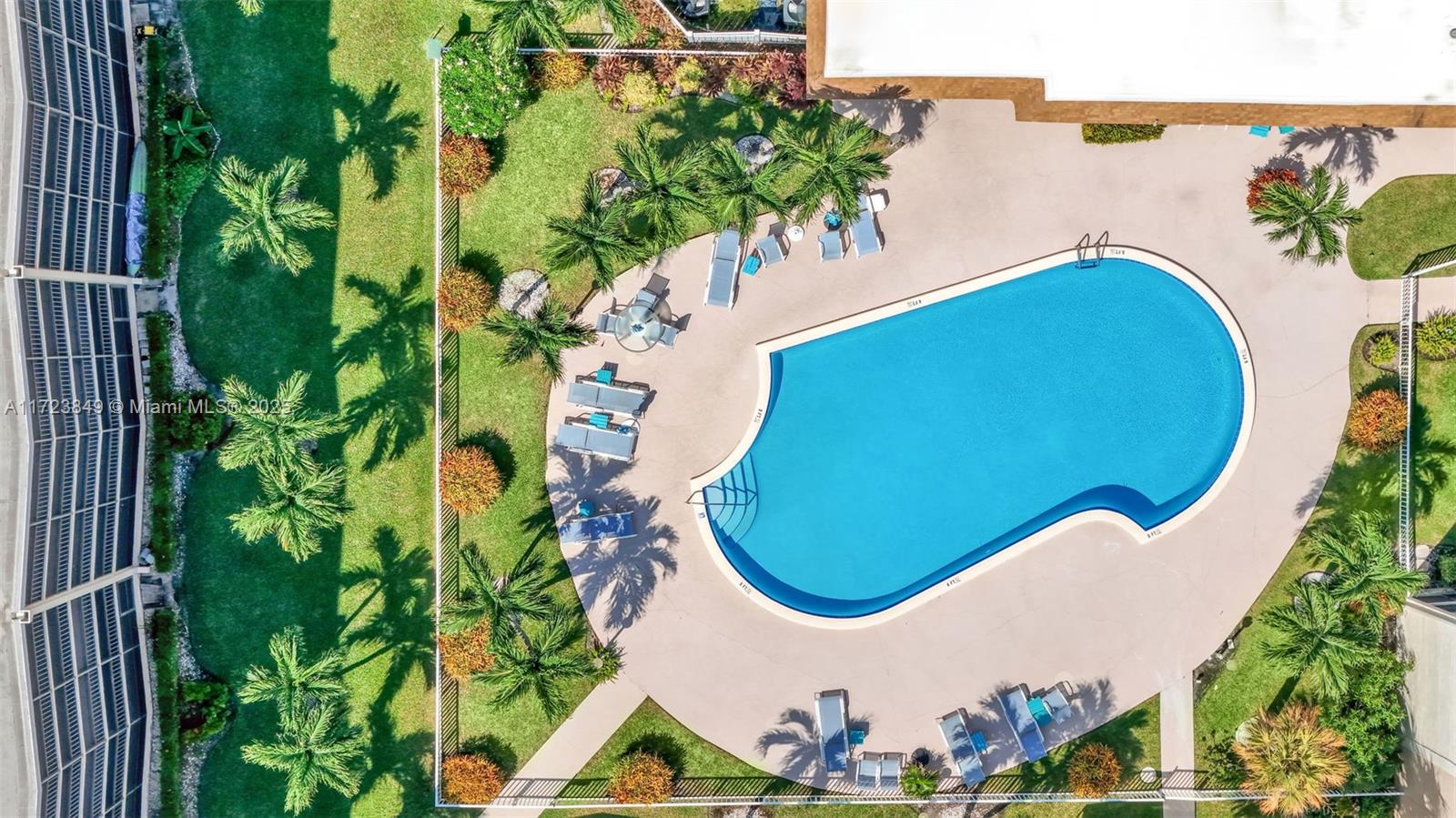 COASTAL TOWERS CONDO - Residential