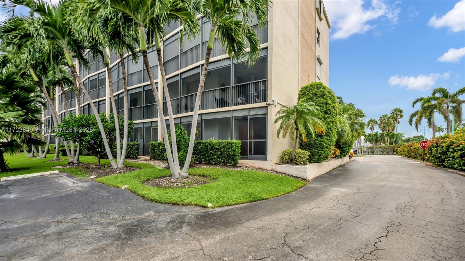 COASTAL TOWERS CONDO - Residential