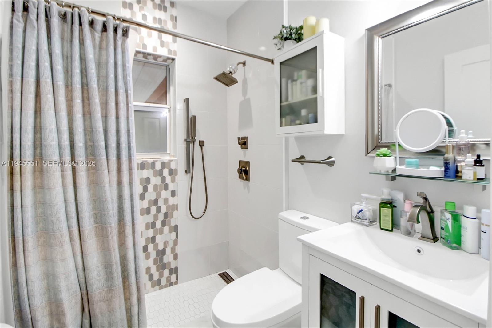 GABLES VIEW - Residential