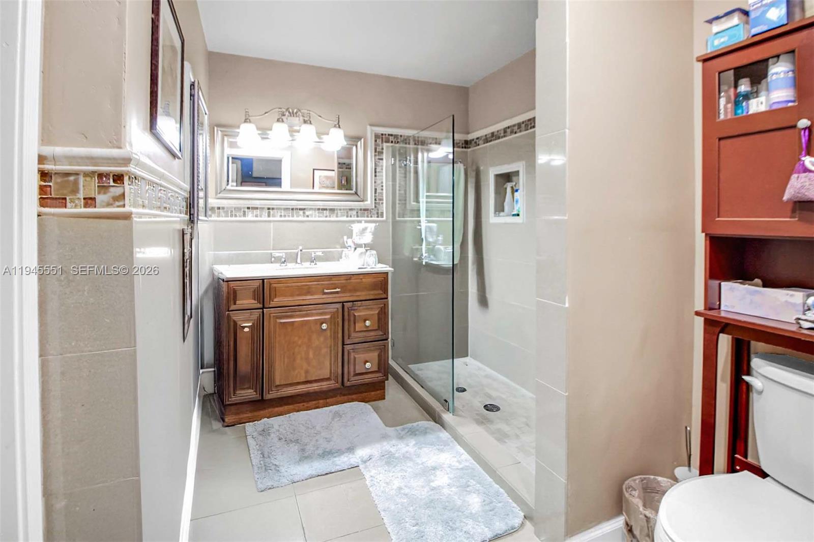 GABLES VIEW - Residential