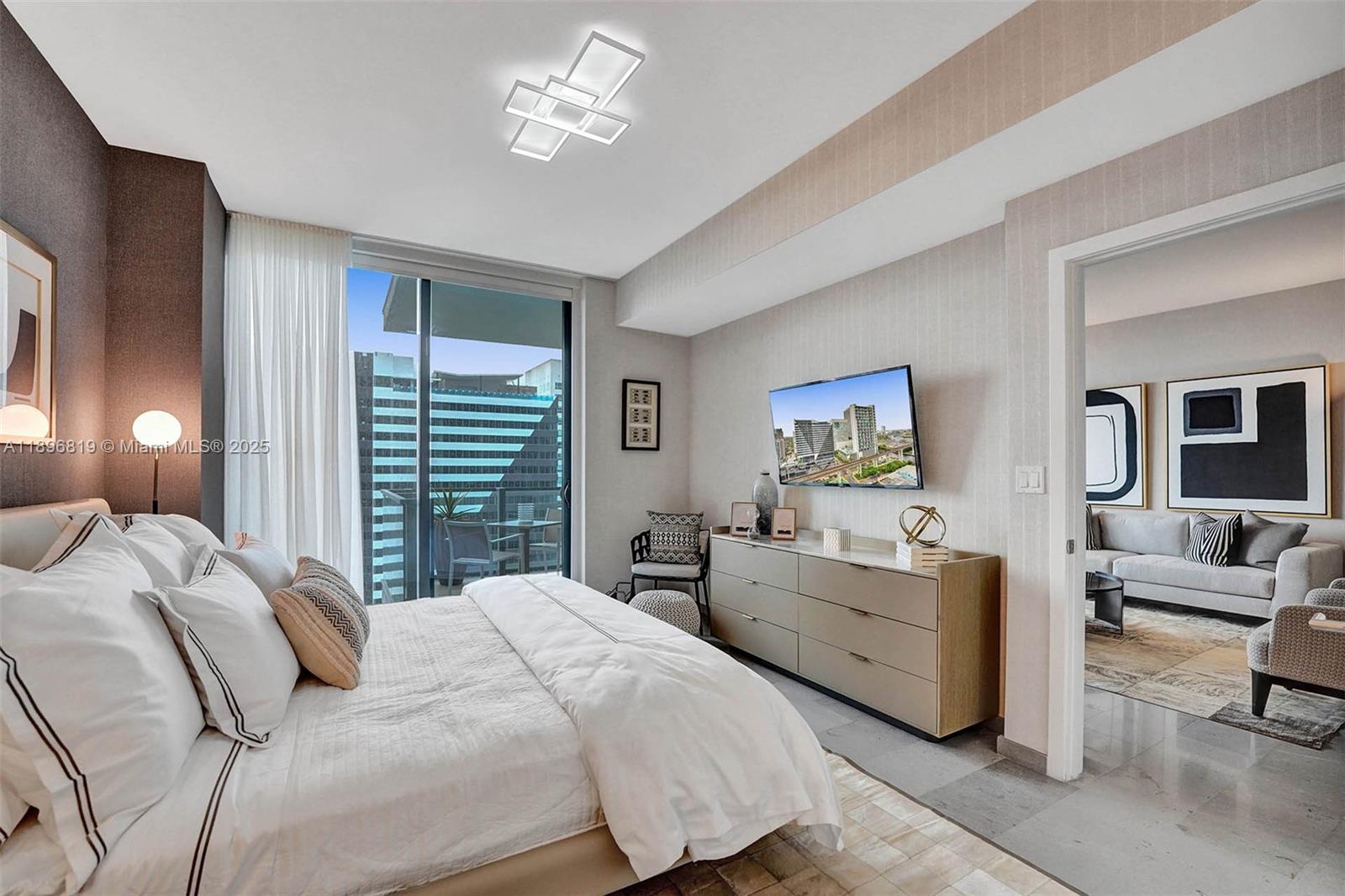 RISE CONDO - Residential