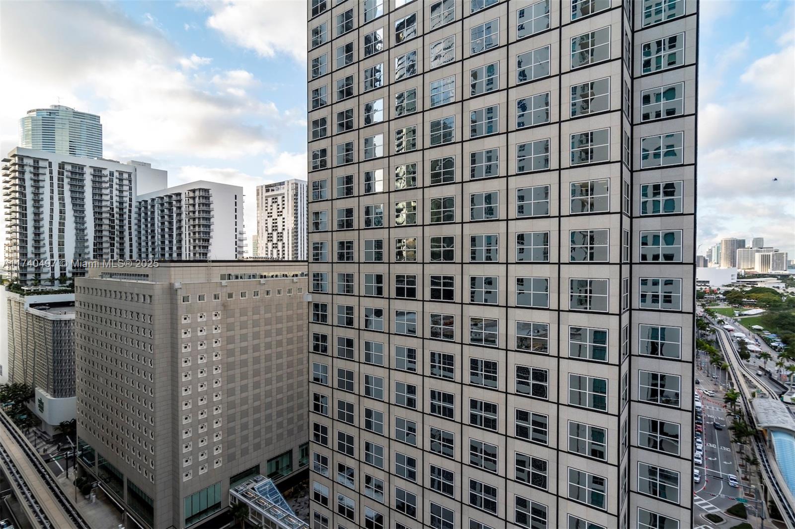 300 S Biscayne Blvd T-1716