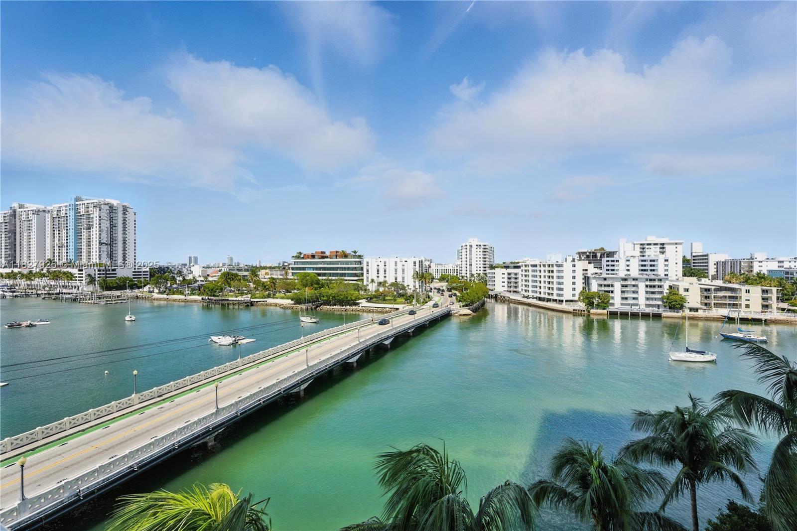 10 Venetian Way 604
