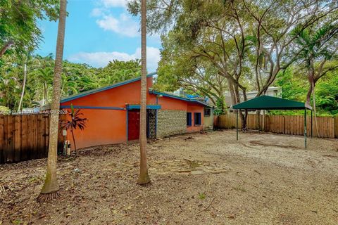 3656 Avocado Ave Miami FL 33133