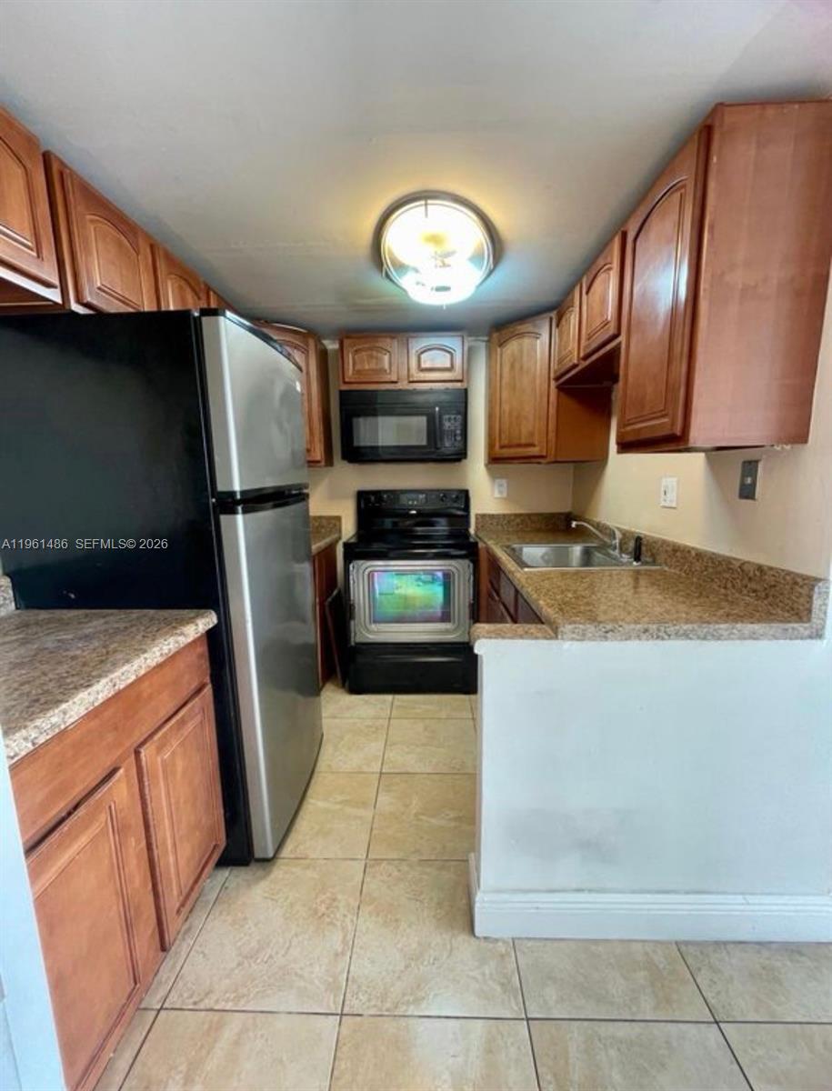 9405 W Flagler St D403