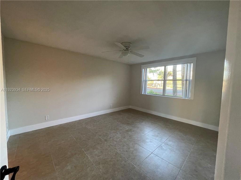 EDGEWATER CONDO - Residential Lease