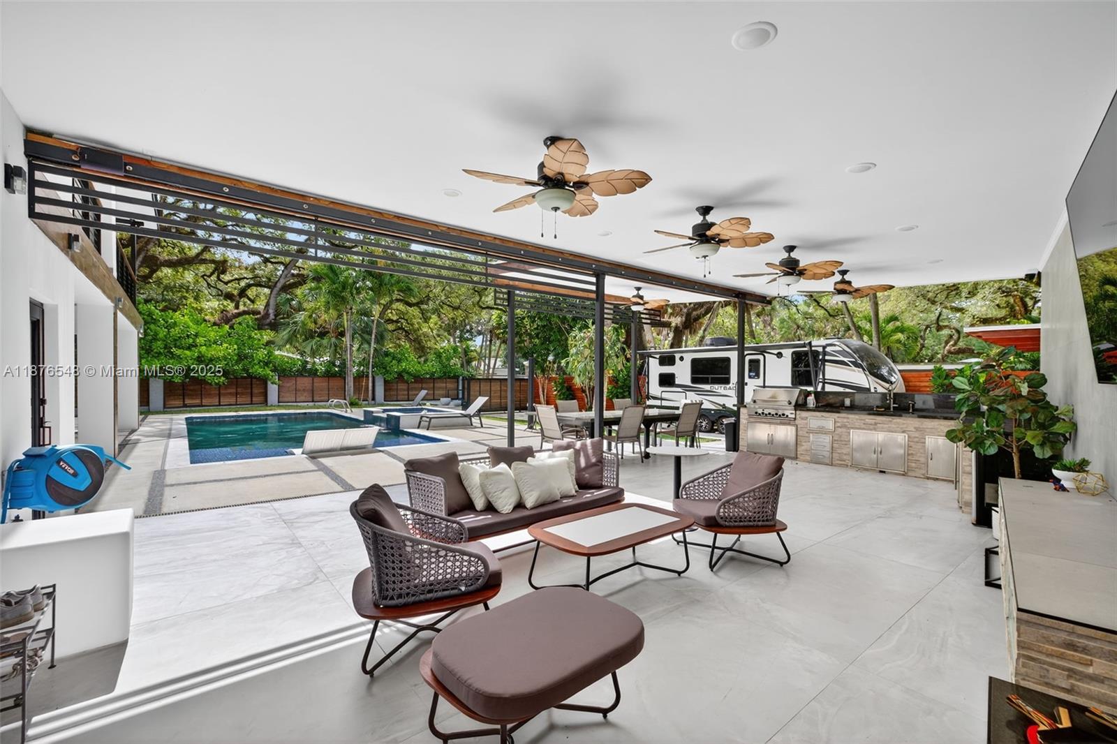 RIVERLAND MANORS - Residential Lease