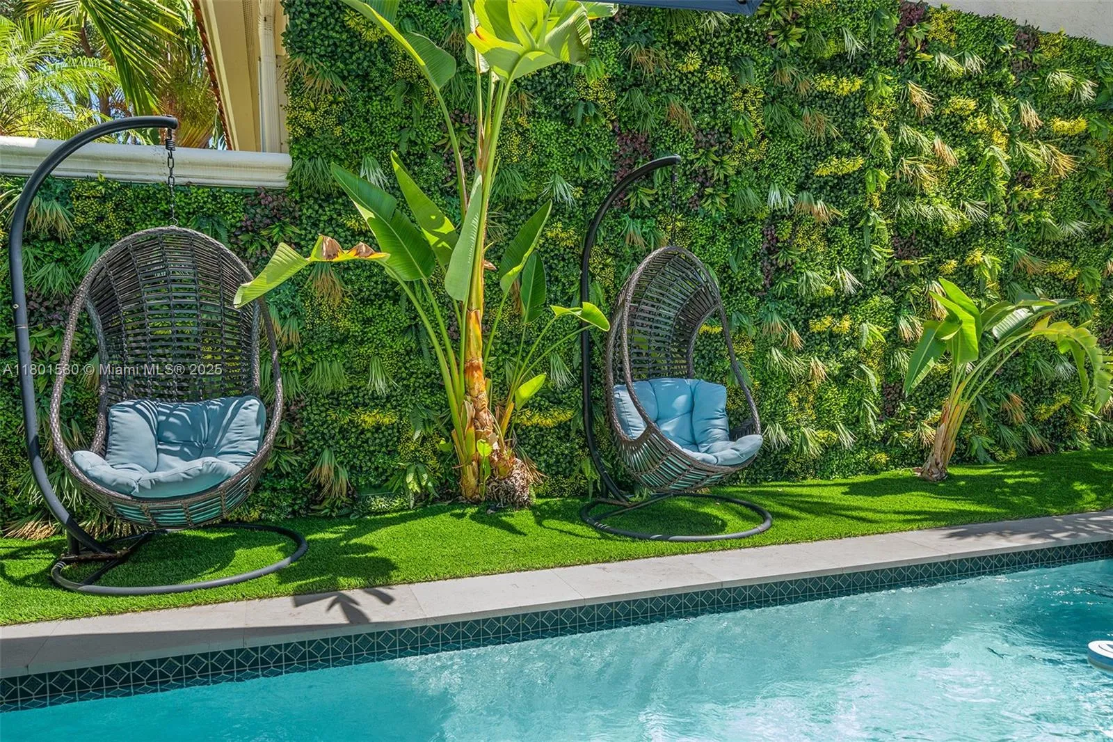 Hollywood, Florida 33019, United States, 3 Bedrooms Bedrooms, ,2 BathroomsBathrooms,Residential,Active,127933