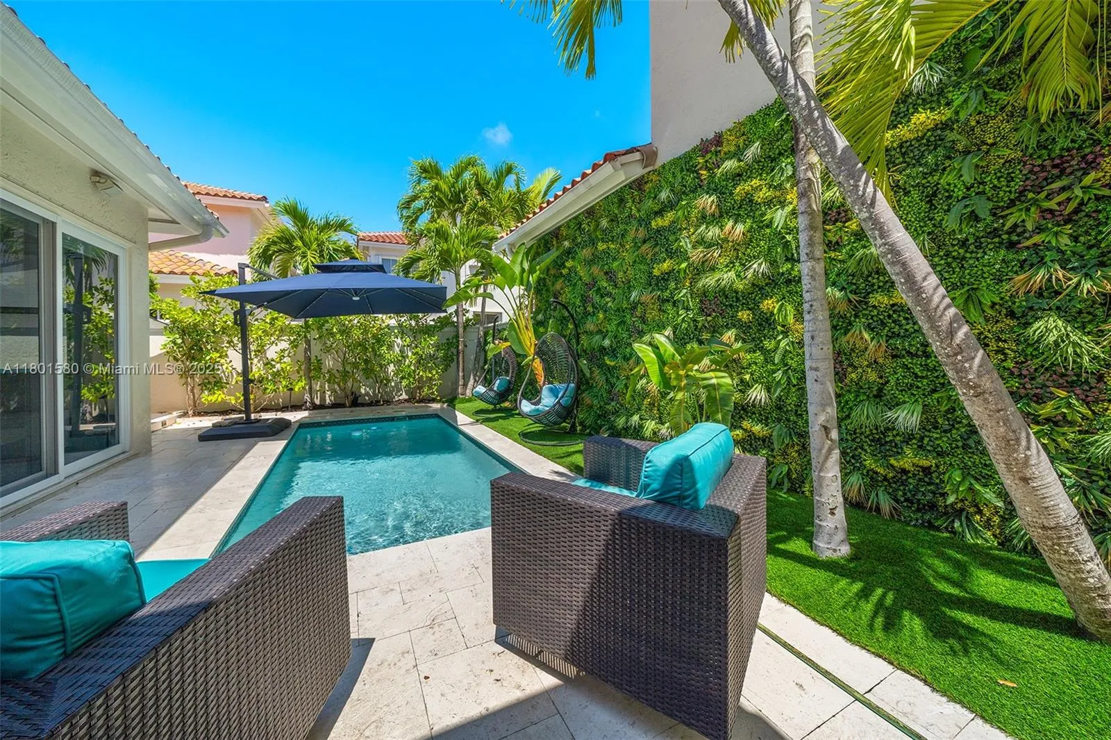 Hollywood, Florida 33019, United States, 3 Bedrooms Bedrooms, ,2 BathroomsBathrooms,Residential,Active,127933