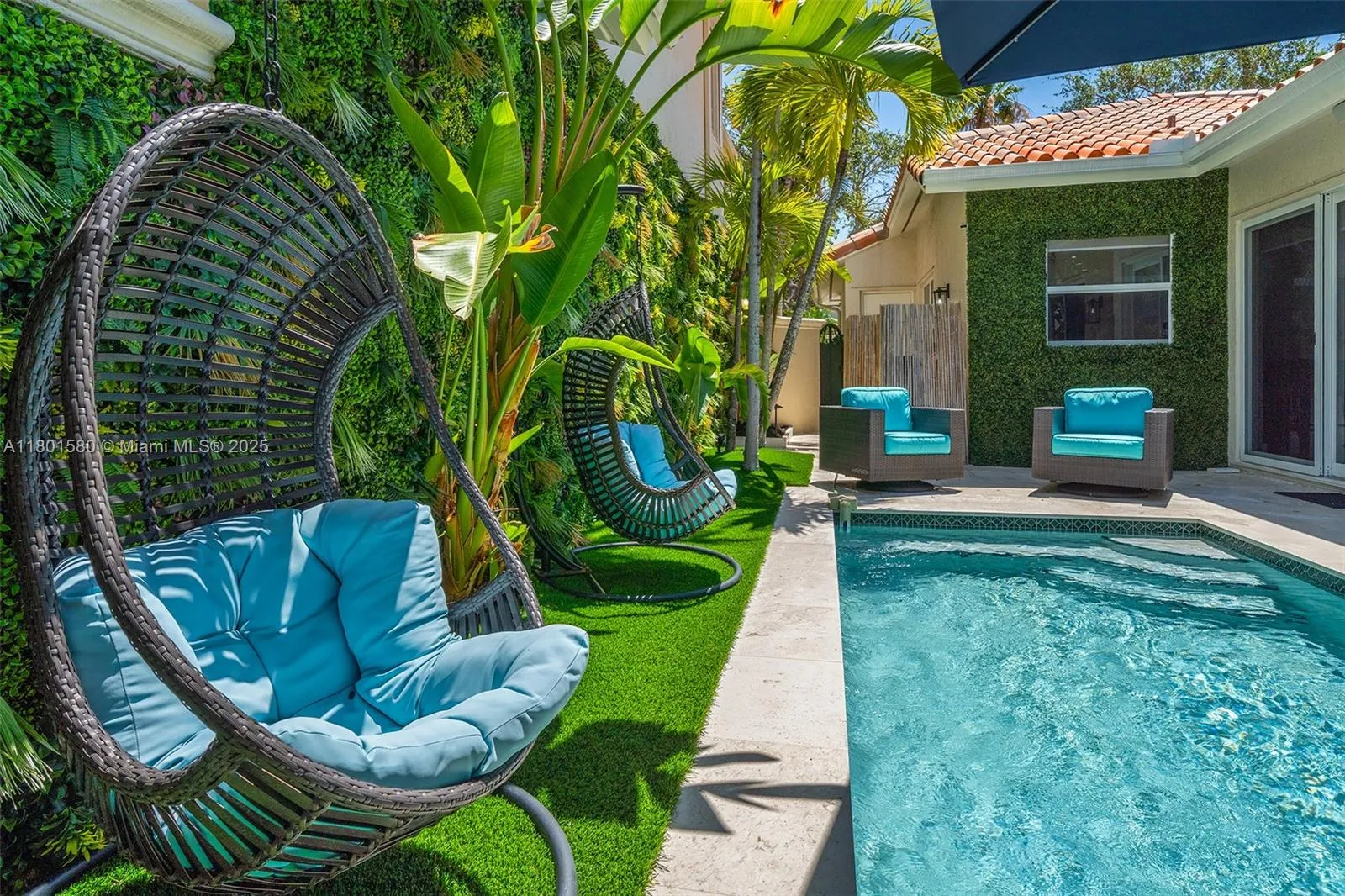 Hollywood, Florida 33019, United States, 3 Bedrooms Bedrooms, ,2 BathroomsBathrooms,Residential,Active,127933