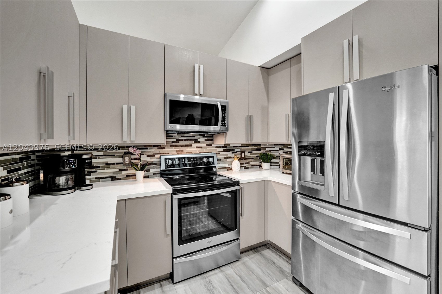 4444 Dogwood Cir