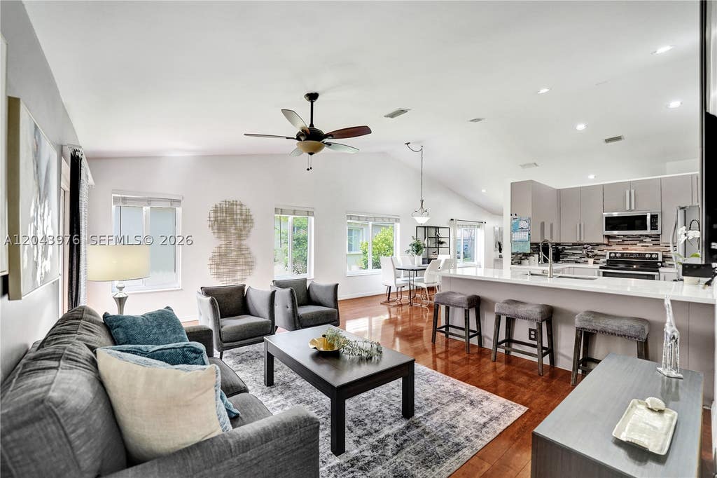 Photo of 4444 Dogwood Cir, Weston, FL 33331 (MLS # A12043976)