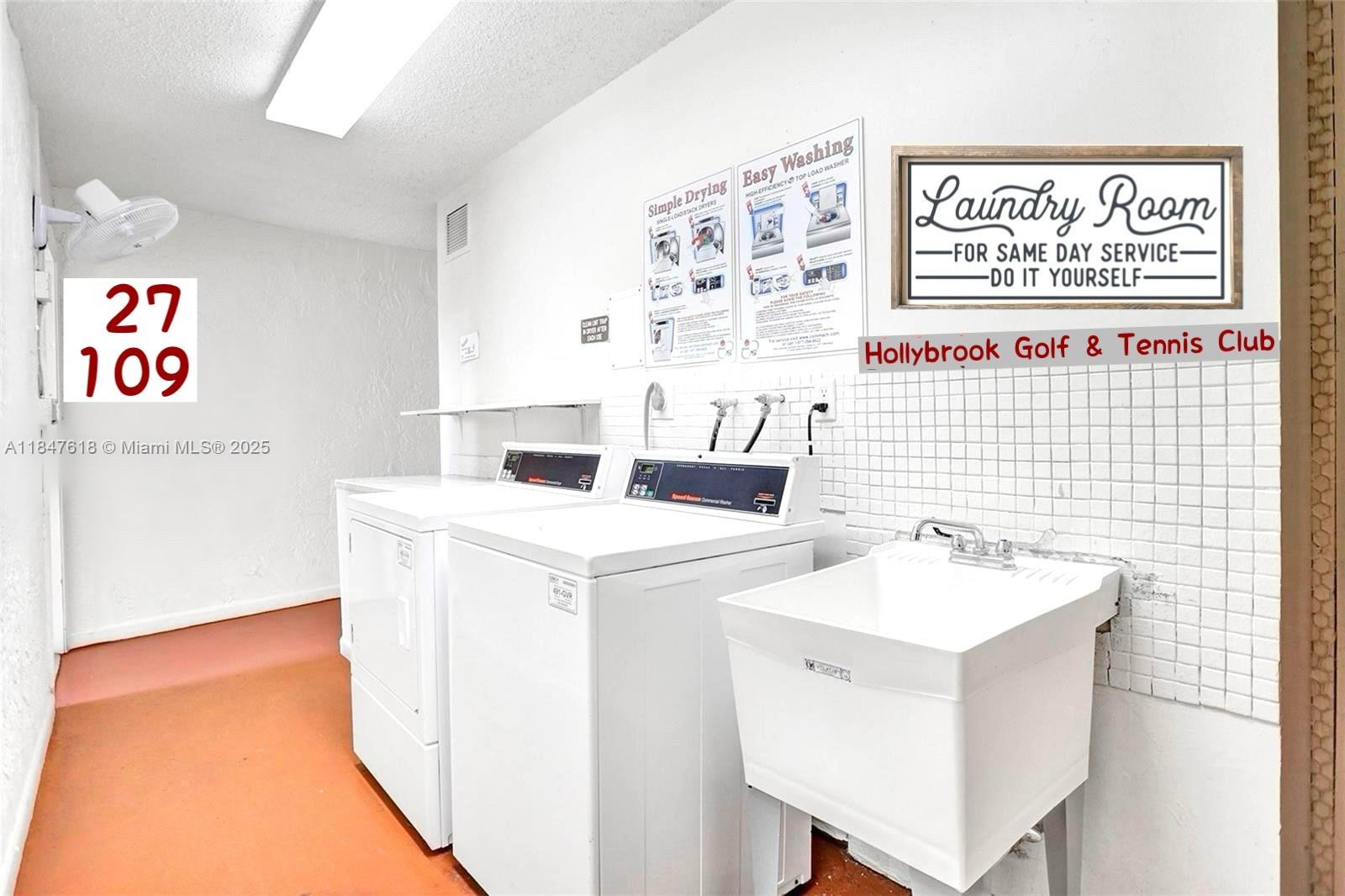 HOLLYBROOK GOLF AND TENNIS - Residential