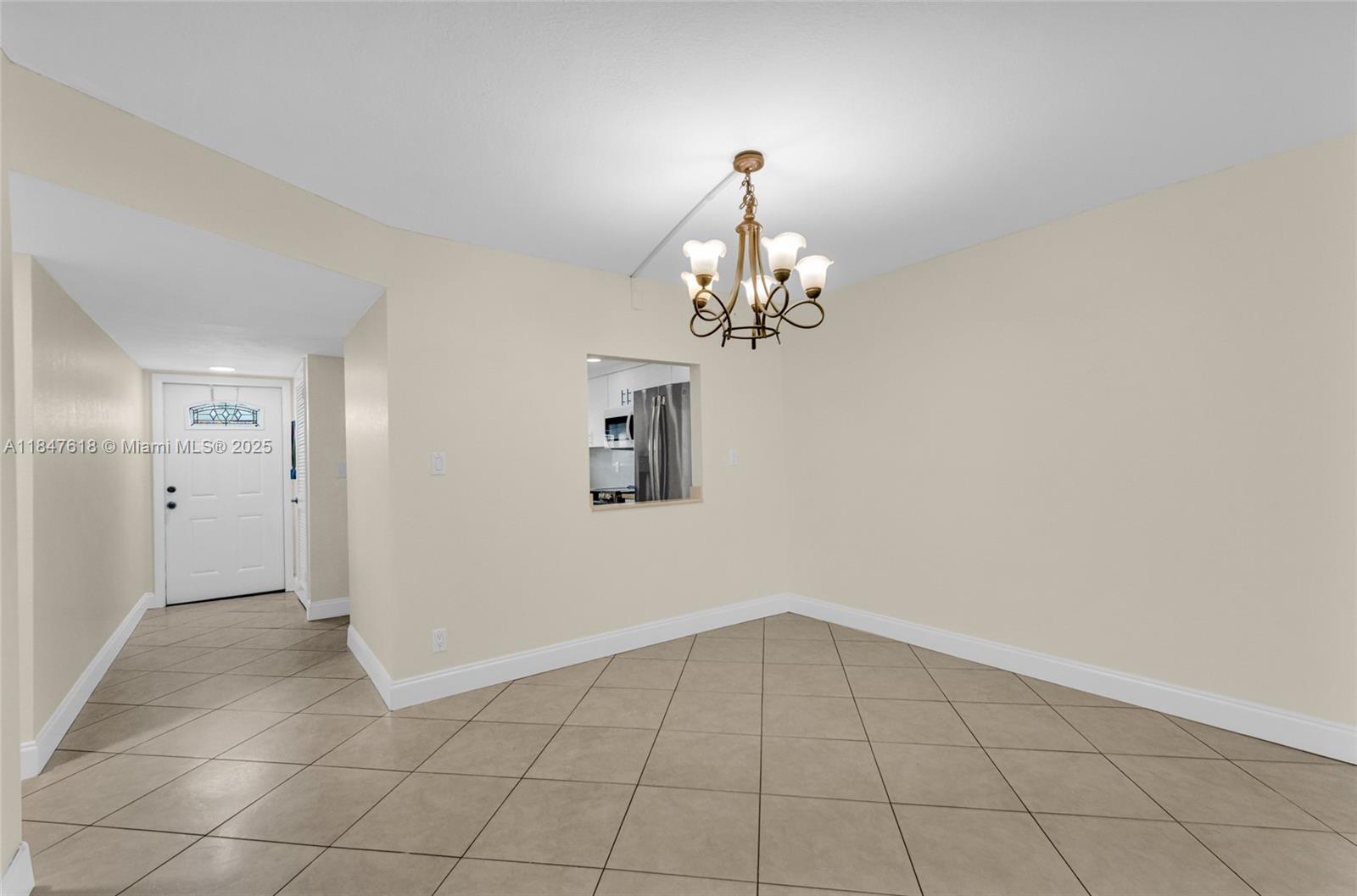 681 S Hollybrook Dr 109