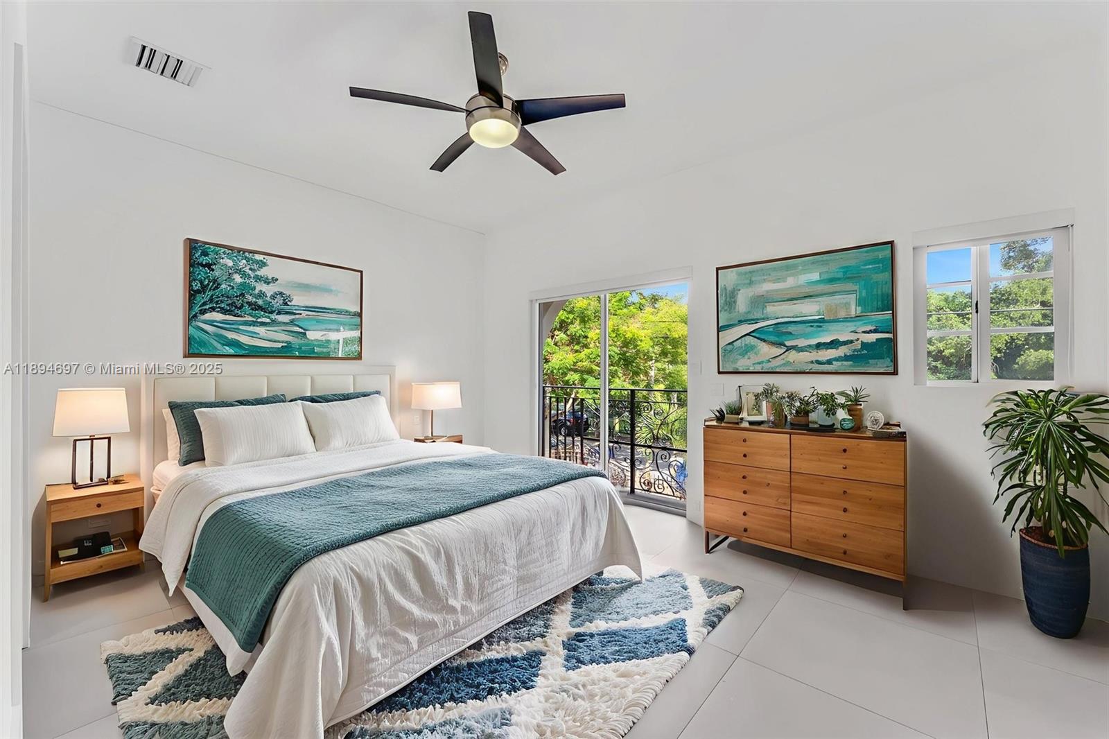 BRIDGEPORT GROVE CONDO - Residential