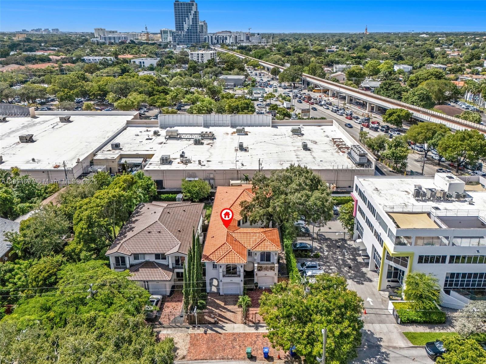 BRIDGEPORT GROVE CONDO - Residential